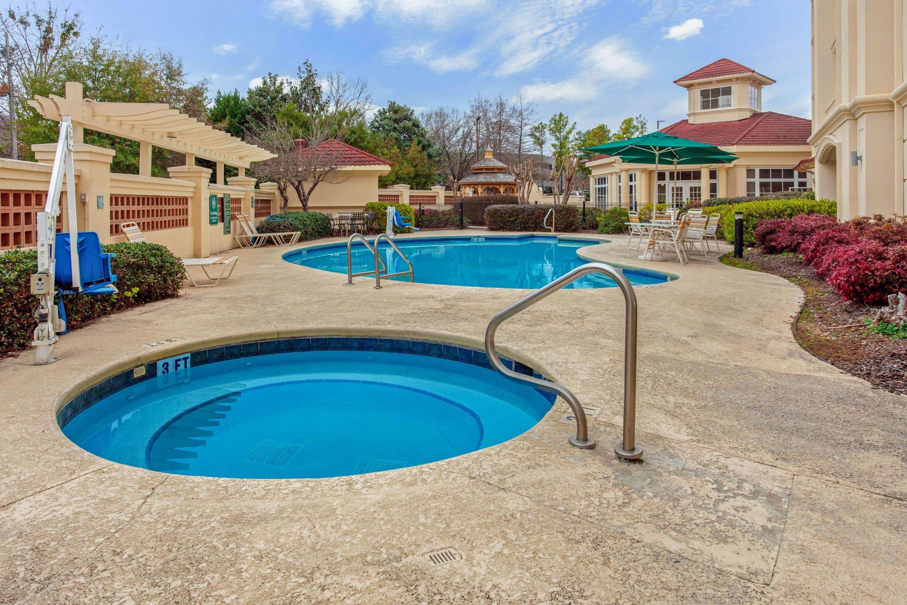 La Quinta By Wyndham Birmingham Гувер Екстер'єр фото