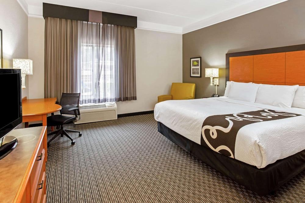 La Quinta By Wyndham Birmingham Гувер Екстер'єр фото